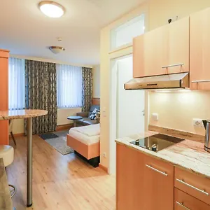 Kral Hotel